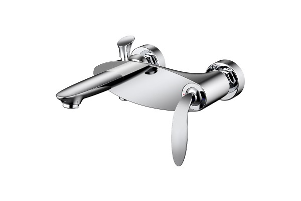 Single lever bath mixer