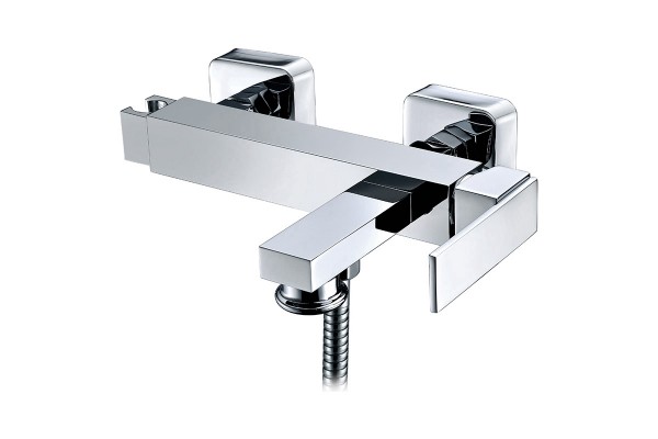 Single lever bath mixer